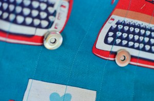 เสร็จข้างนึงแล้วก็ติดอีกข้างหนึ่งให้เรียบร้อย